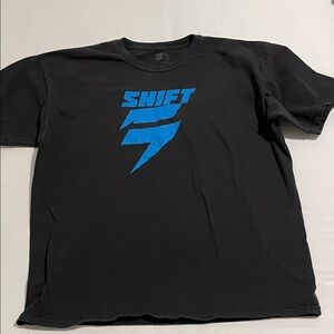 Men’s Shift Black Tee